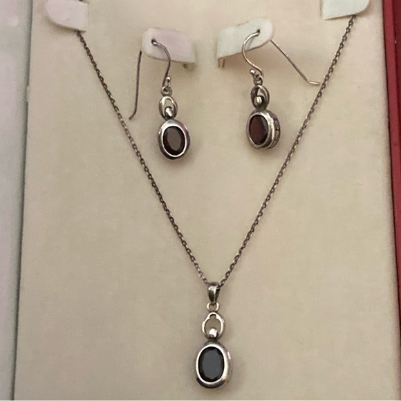 Coldwater Creek Sterling Silver & Garnet Necklace & Earring Set NIB - Picture 1 of 4